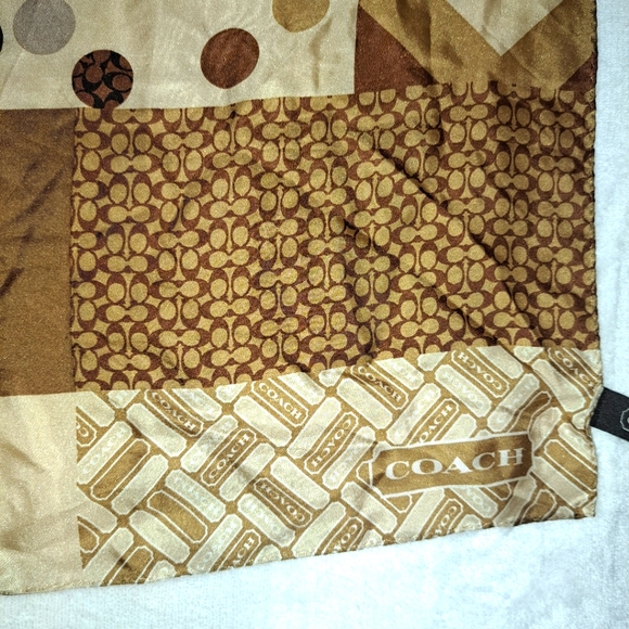 Coach 100% silk scarf - Picture 5 of 7